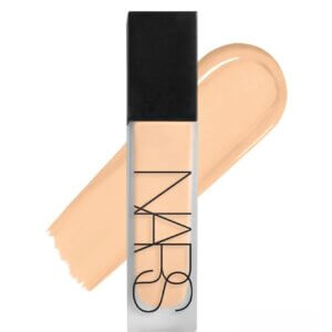 NARS  Natural Matte Longwear Pore Blurring Medium-to-Full Coverage Foundation1